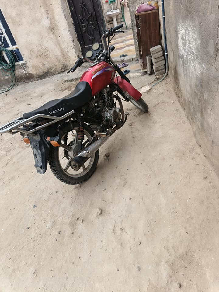 السلام عليكم ورحمة الله وبركاته دراجه دايون عضم للبيع موديل 2020 كلك مكفوله كفاله من سرقه المكان القاسم سوق دوهان الرقم ***********
