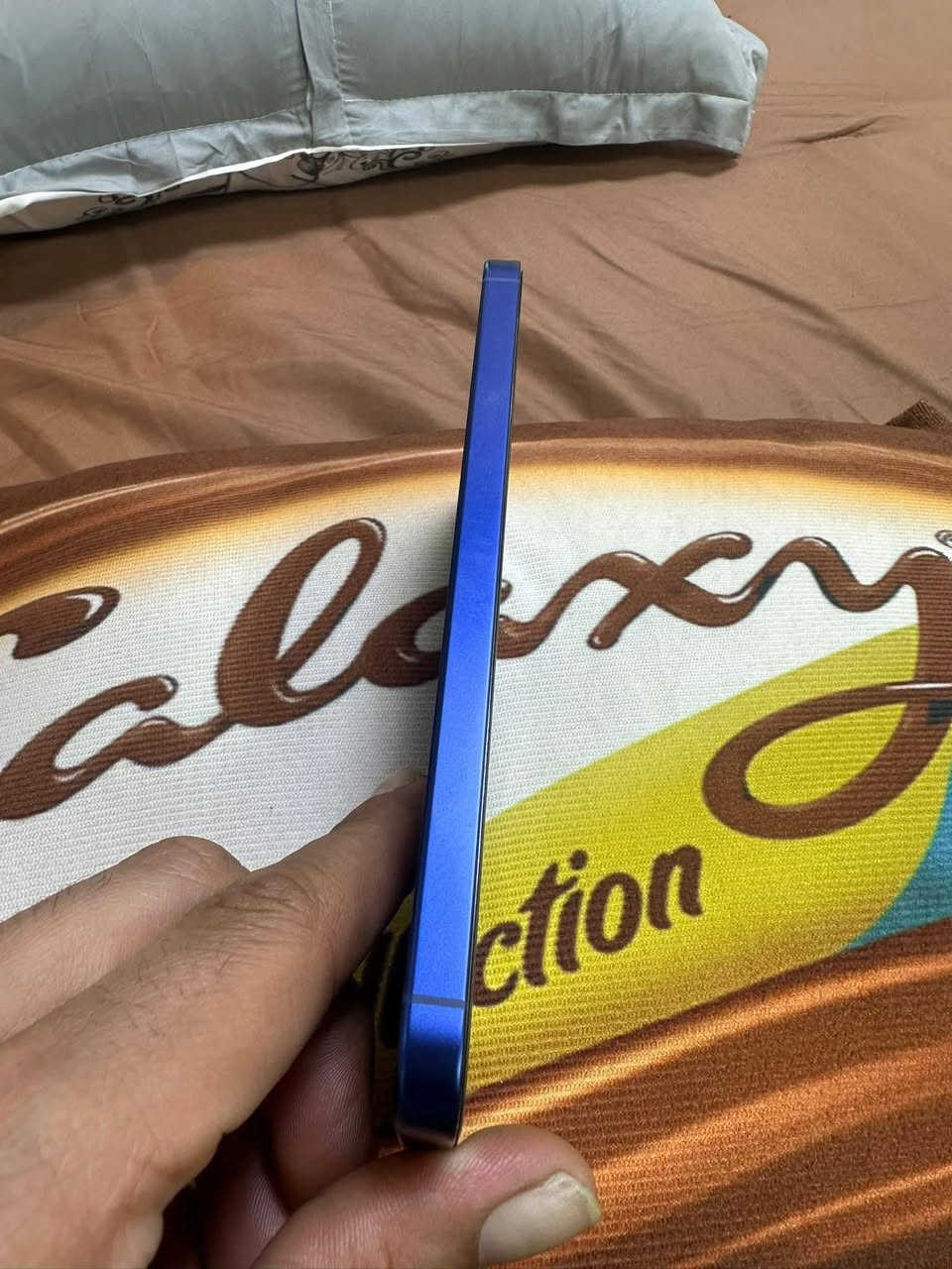 السلام عليكم جهاز اس ٢٥ بلاص ذاكره ٢٥٦ الجهاز نضيف بمعنى الكلمه وما صارله هواي عندي اريد مراوس ويا ١٦ وانطي فرق
واذا بيع ٩٧٥ مع كامل المحلقاته 
الاتصال او واتساب ***********
