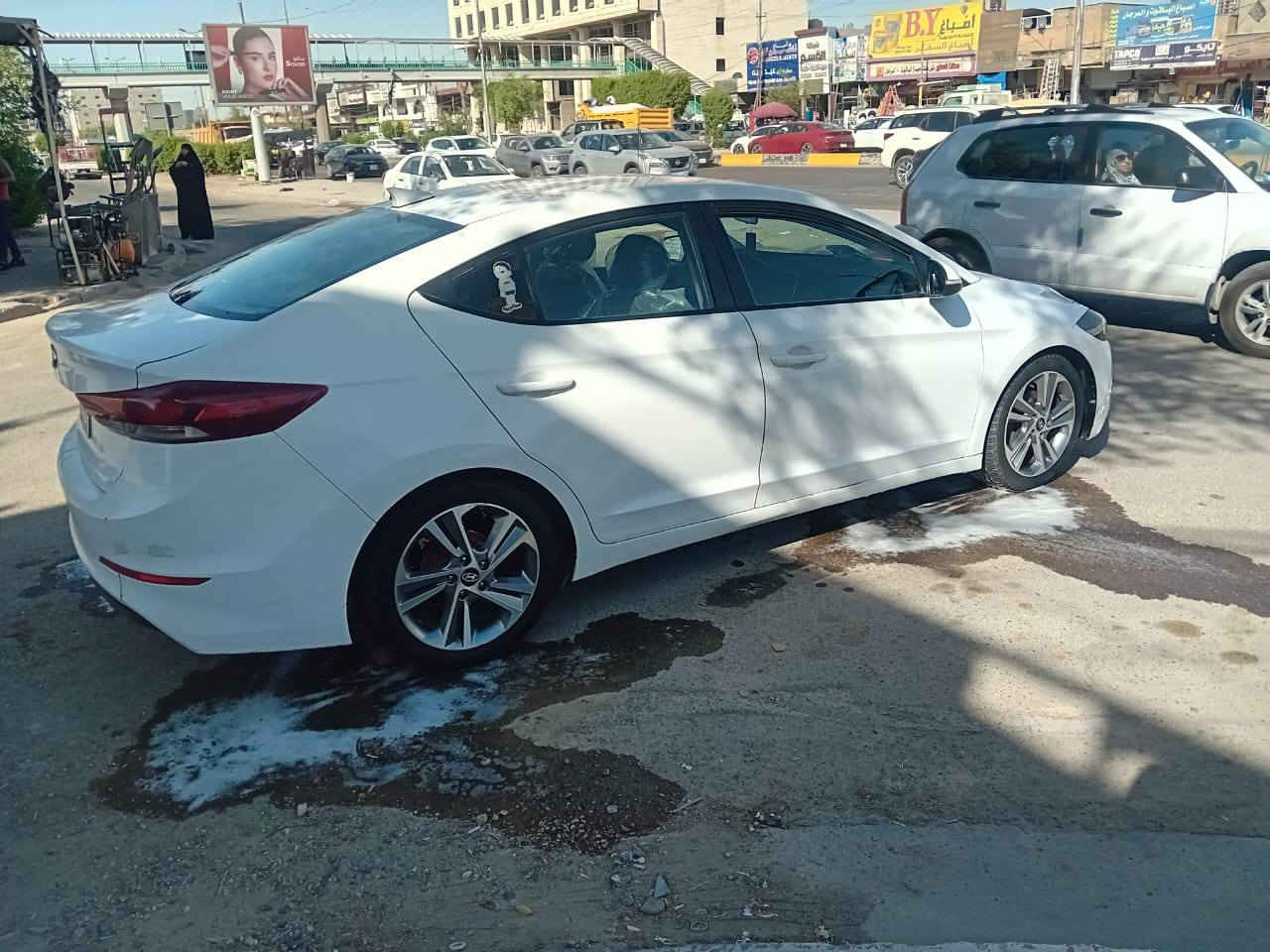 سياره موديل 18 وارد أمريكي سياره مكفوله من ضربه من صبغ سياره مكينته الفين ***********
