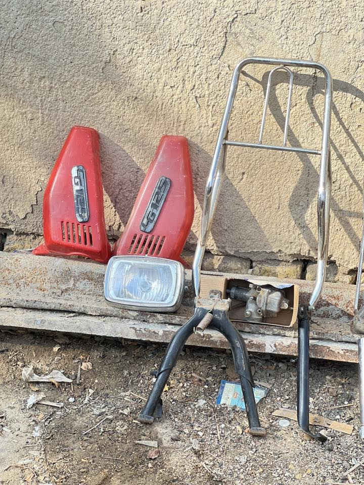 السلام عليكم قراض للبيع كشن بعده ما شاده جديد والبقيه شوف العين كلهن جدد قيم وخذ مكاني ناصريه الحوالي الجديد ***********
