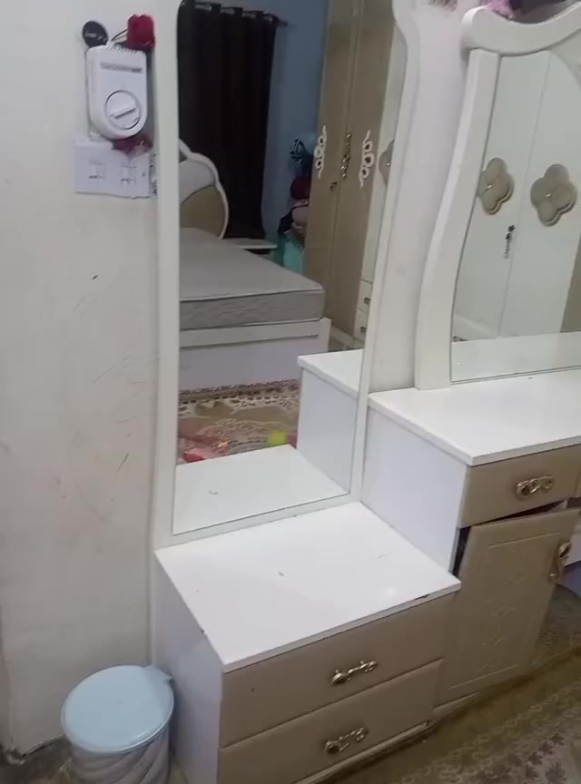 ‏‪0770 995 4028‬‏
غرفه للبيع
