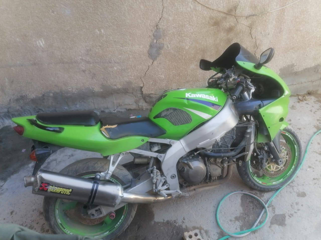 قفللل 600 الف 
600 له ربع مابيع 
هاي نضافتها وكفراتها موجوده 
***********
