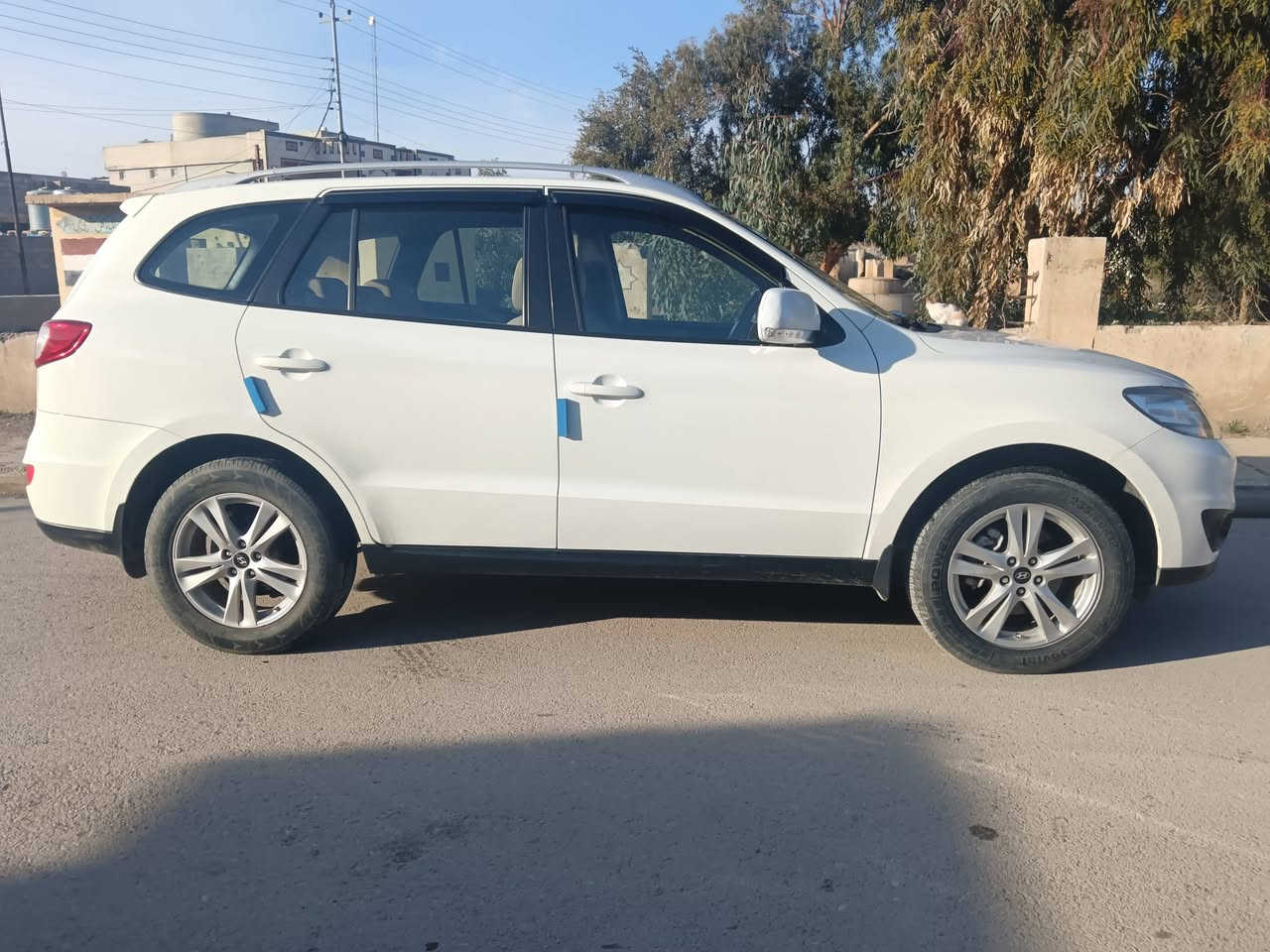 سنتافي ٢٠١٢ خليجي
محرك ٦سلندر ما مفتوح
صبغ شي قليل بالداير 
السونار مرفق مع الصور
السعر ١٦٢ بيه مجال
مكان تلعفر
***********
***********
