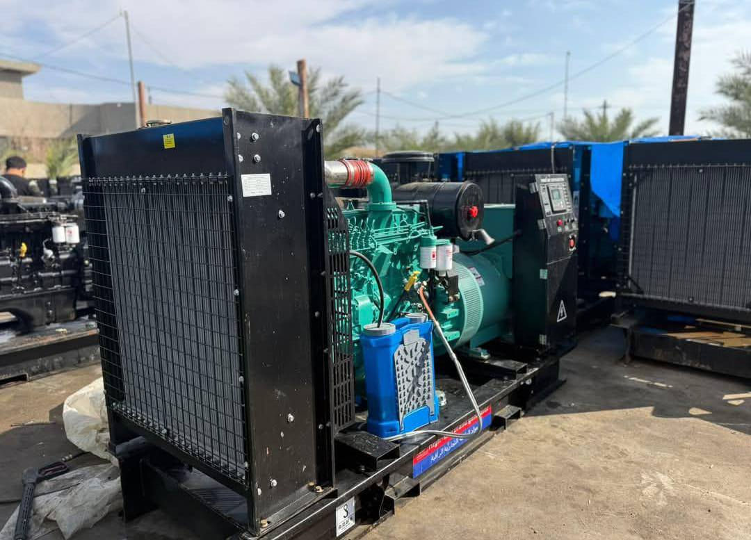 السلام عليكم مولد كمنز لبيع 250كيفي 24ولف محرك أمركي مديل حديث وعدي اصلي وعدي عادي مكاني بغداد العبيدي رقمي ***********
