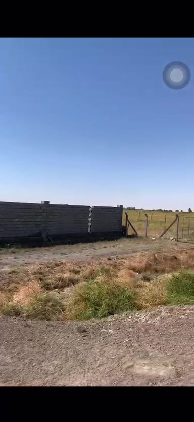 دونم طابو زراعي سند 25 في بغداد
وين موقع الدونم بالضبط في بغداد؟ وإذا ممكن تذكر المنطقة/الحي/الناحية حتى يكون أوضح للمشتري.: 
بغداد التاجي ذراع دجلة
هل الدونم قابل للبيع الكامل لو جزء منه، وكم السعر المطلوب؟ وهل السعر قابل للتفاوض؟: 
الدونم كامل 2500 متر السعر 35 مليون قابل للتفاوض 
شنو تفاصيل السند أكثر: طابو زراعي فقط لو أكو قيد/ملاحظات على الملكية؟: 
سند طابو زراعي 25 
هل الأرض بيها خدمات متوفرة مثل الماء والكهرباء والطريق، لو بعد ناقصها شغلات؟: 
خدمات ماء كهرباء الدونم مسيج وماء اساله متوفر
منو رقم التواصل الصحيح للمعاينة والاستفسار؟: 
 واتساب ***********
