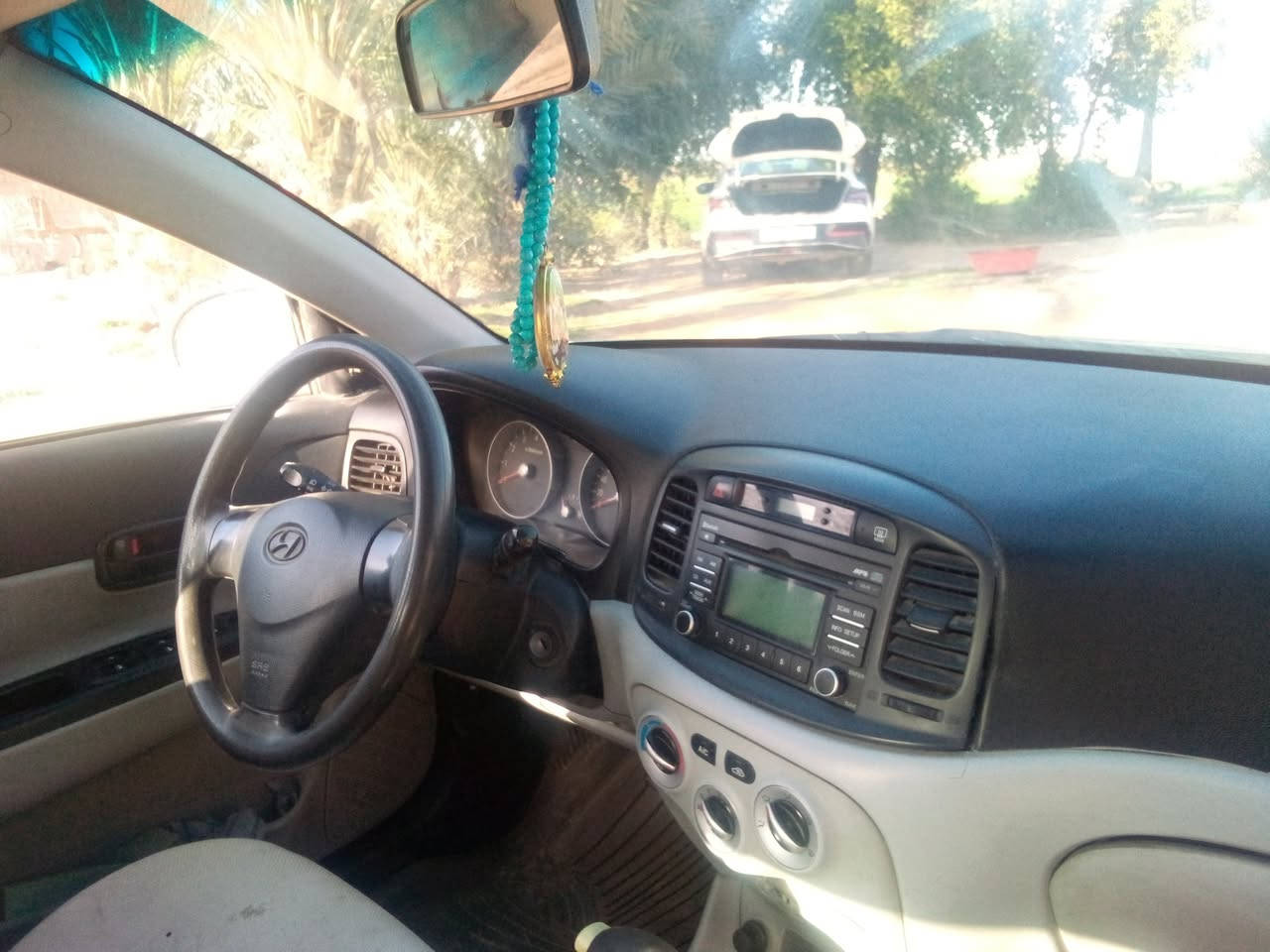 اكسنت 2009 للبيع سلافريه مصبوغه عام كير ومكينه مكفولات رقم بغداد تدفه شغاله السعر 77وبهه مجال للشراي ***********
