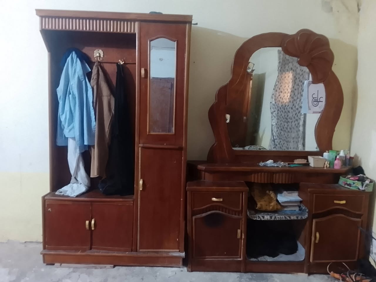 السلام عليكم غرفة نوم ناقصهه بس جربايه للبيع مع دوشك البيع لغرض الانتقال كلهم 250وبيم مجال للكروه عنوانه حي الفرات شارع المستوصف


**إذا كنت صاحب هذا الإعلان وتريد حذفه لأي سبب، رجاءا أرسل رسالة إلى الدعم الفني**