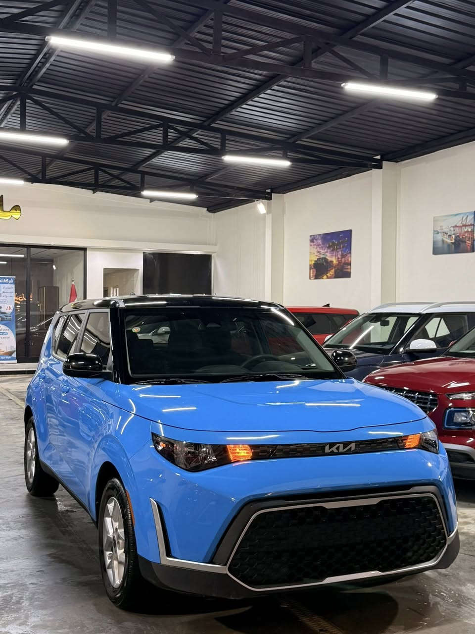 متوفر داخل صالة عرض شركة ( نجوم السواحل ) ✅
كيا صول 2025 S بدون رقم 
ماشيه 4000 فقط زيرووو 
حادث السياره كما موضح بالمنشور ( صبغ الباب + دور الجاملغ )
بجم مقفول بدون دواخل 
توكلر (  سمائي + اسود ) 
1-بصمه تشغيل+ تشغيل عن بعد 
2-شاشه كبيره 
3-كشن كهرباء 
4- رادارات 360 درجه 
5-كامرا خلفيه دواره 
6-تحديد مسار
7-قيادة ذاتيه 
8-أيقاف ذاتي 
9-مانع أنزلاق 
10- مود درايف ( متعدد القياده ) 
وباقي المواصفات المعروفه 
معروضه 165 بيه مجال بسيط 
للأستفسار أكثر زورونا الى موقع الشركة 
بابل-حي الطياره - قرب شركة آسياسيل ✅
او الأتصال ع الارقام التاليه 👇👇
*********** / علي الجبوري 
*********** / محمد الحميري
