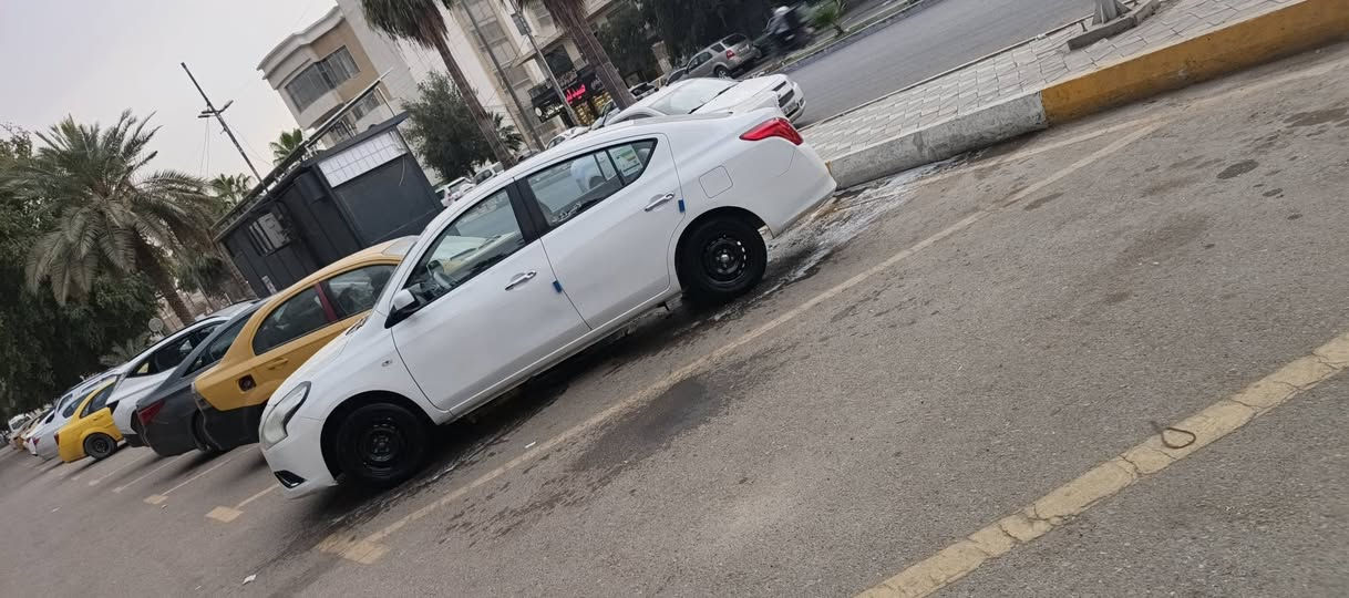 السلام عليكم
للبيع نيسان سني هندي 🇮🇳👳 
موديل 2020 
سيارة جاهزة ومناقصهة شي 
كير محرك تبريد خير من الله 
مكان تاجي سبع البور 
سعر ٩٨ مجال قليل 
شراي يتصل ***********
