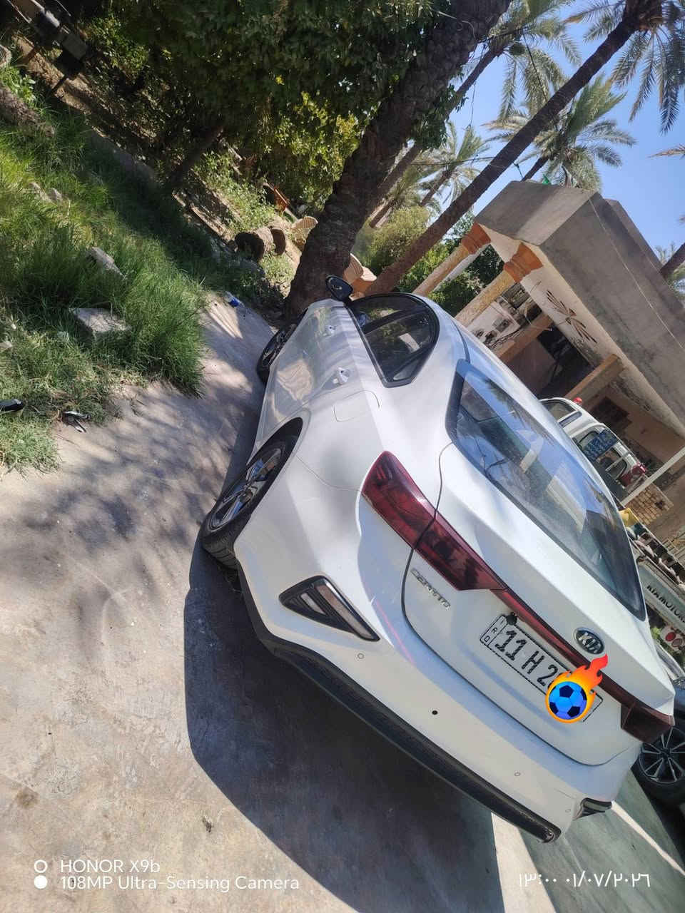 كيا سيراتو21 خليجي السيارة نضيفه بعدها اخت الجديده ماشيه ١٠٠ الف كيلو.
رقم بغداد هزه جديده سنويه جديد قبل سبوع جددتها ورقمت انكليزي مواصفات نص فول معروفه.
بيها فقط باب خلف سايق مصبوغ اثر شخط
*********** واتساب فقط عنواني بعقوبة العبارة
