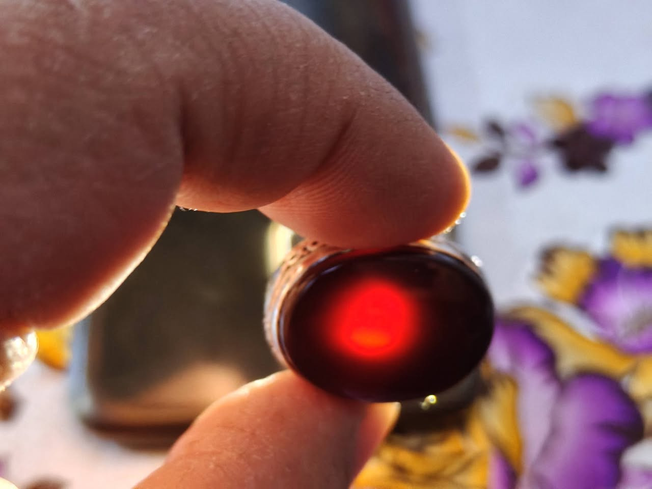 عقيق يماني انسي كرز الكرز طبيعي غير معالج ملكي صياغه يدويه مميزه السعر 85 الف للطلب ***********
