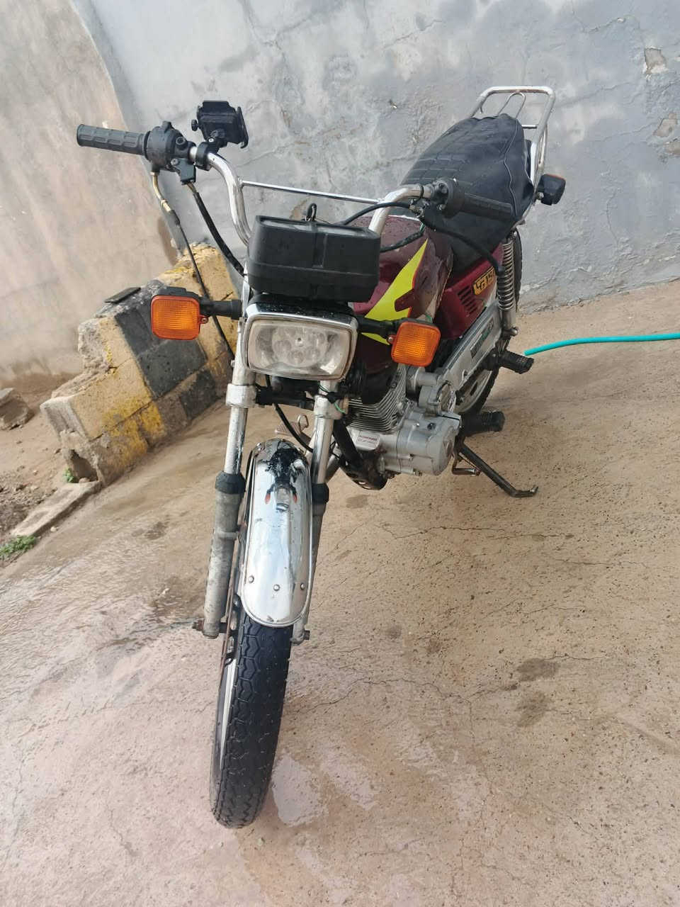 سيفان موديل ٢٢ نكره سلف كهربائيات شغاله كلشي بيها يشتغل دراجه خرسه اي نقص ما بيها معدل شلعه خير من الله سعرها ٣٧٥ وبيها مجال قليل مكاني ديالى شهربان ***********
