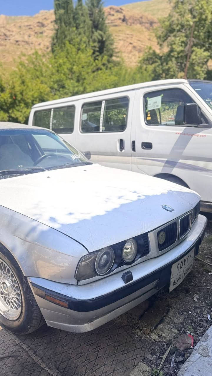 سەرەتا بەناوی خوای گەورە bmw520گیر عادی دەبڵ دیجیتاڵ  سلایت جام کارەبای تەبرید ساردوگەرم هەموی بەشەرت چوارتایە لۆکم بۆبەستوە هەموگیانی لەسەر بیلادە  
*********** كالار, السليمانية
