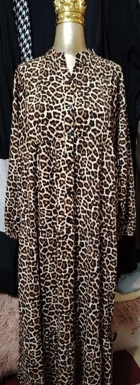 تايكرات قياسات مختلفه
ملاحظة: ربطة 8حجم كبير
 جنطه 4


**إذا كنت صاحب هذا الإعلان وتريد حذفه لأي سبب، رجاءا أرسل رسالة إلى الدعم الفني**