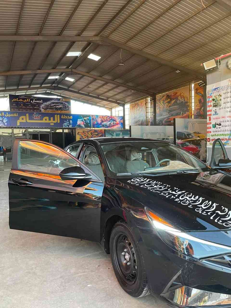 السلام عليكم النترا 2023 se
السياره بيهه ٤ قطع بدون دواخل
ماشيه ٤٠ ميل 
فول نضافه وفول مواصفات ماعدا الفتحه 
تحكمات ستيرن جهتين 
قياده ذاتيه 
بصمه 
كروز سرعه 
٣انضمه قياده 
سايد بريك بصمه
مانع انزلاق
تحديد مسار 
شاشه متصله ديجتال
تبريد شاشه
اوتو هولد 
تحكم مري 
وهواي مواصفات ما ذاكرهه السعر ١٢٩ وبيهه مجال للطيبين
***********
