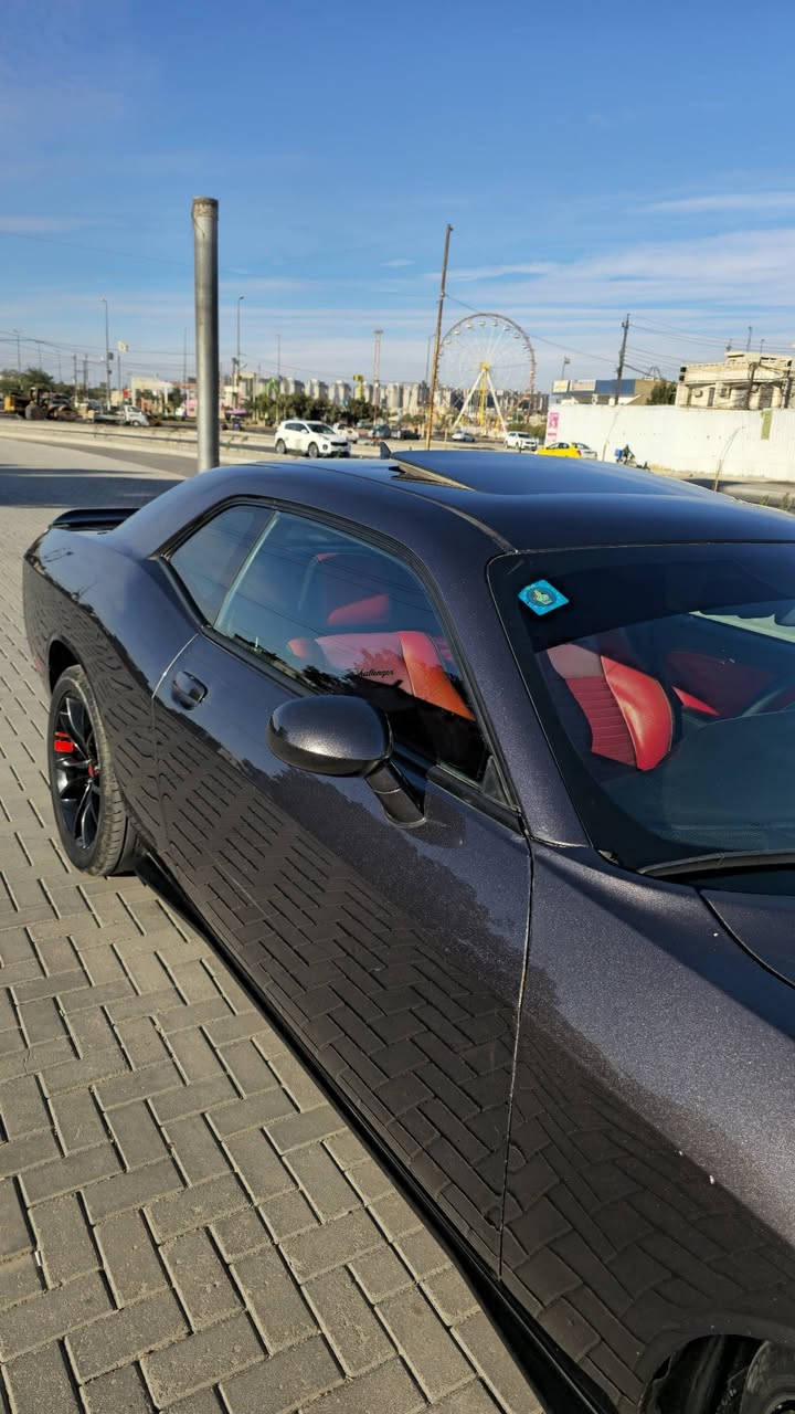 جالنجر SXT بلاص 
موديل 2019 فول مواصفات هزه وسنويه جديده بأسمي حادثها امريكا جاملغ وبنيد وبالعراق جاملغ بدون دواخل السياره 
السعر 155 وبيها مجال بسيط
*********** واتساب واتصال
مكاني بغداد / حي الجهاد
