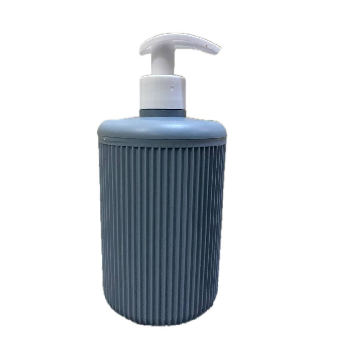 ✨🛁 خليكِ مرتّبة وأنيقة مع طقم الحمّام VC-150 العملي!

5 قطع أساسية تجمع كل احتياجات النظافة في تصميم واحد أنيق ومتناسق 💫
(فرشاة تنظيف – سلة مهملات – حافظة أدوات – موزّع سائل – قاعدة صابون)

🎨 متوفر بـ 3 ألوان فاخرة: أبيض، بيجي، رصاصي
ليكمّل ديكور حمّامك بأسلوب راقي!

🧼 تصميم تركي قوي وطويل الأمد
يرتب الحمّام، يوفر المساحة، ويخلي كل شي بمكانه الصحيح 👌

🗑️ سلة مهملات بسعة 5 لتر… الحجم المثالي للاستخدام اليومي بدون فوضى.

✨ خيار مثالي لكل بيت يحب النظافة، الترتيب، والجمالية…
خلي حمّامك دايمًا مرتّب ومنسّق بدون مجهود! 💙 السعر 22gالف  @إشارة


**إذا كنت صاحب هذا الإعلان وتريد حذفه لأي سبب، رجاءا أرسل رسالة إلى الدعم الفني**