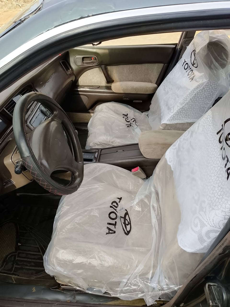 بطه
موديل91
السياره كفاله من الضربه والكص ونقل جثه
مصبوغه اثر جراد 
مكينه وكير كفاله ترايك وين ميعجبك
تخم تاير جديد
لايت زنون شمسي السياره جاهزه ماعايزه برغي
راعيه بالنجف ثاني يوم يداور 
السياره موجوده في قضاء الشاميه الديوانيه
سعرها 48
***********
