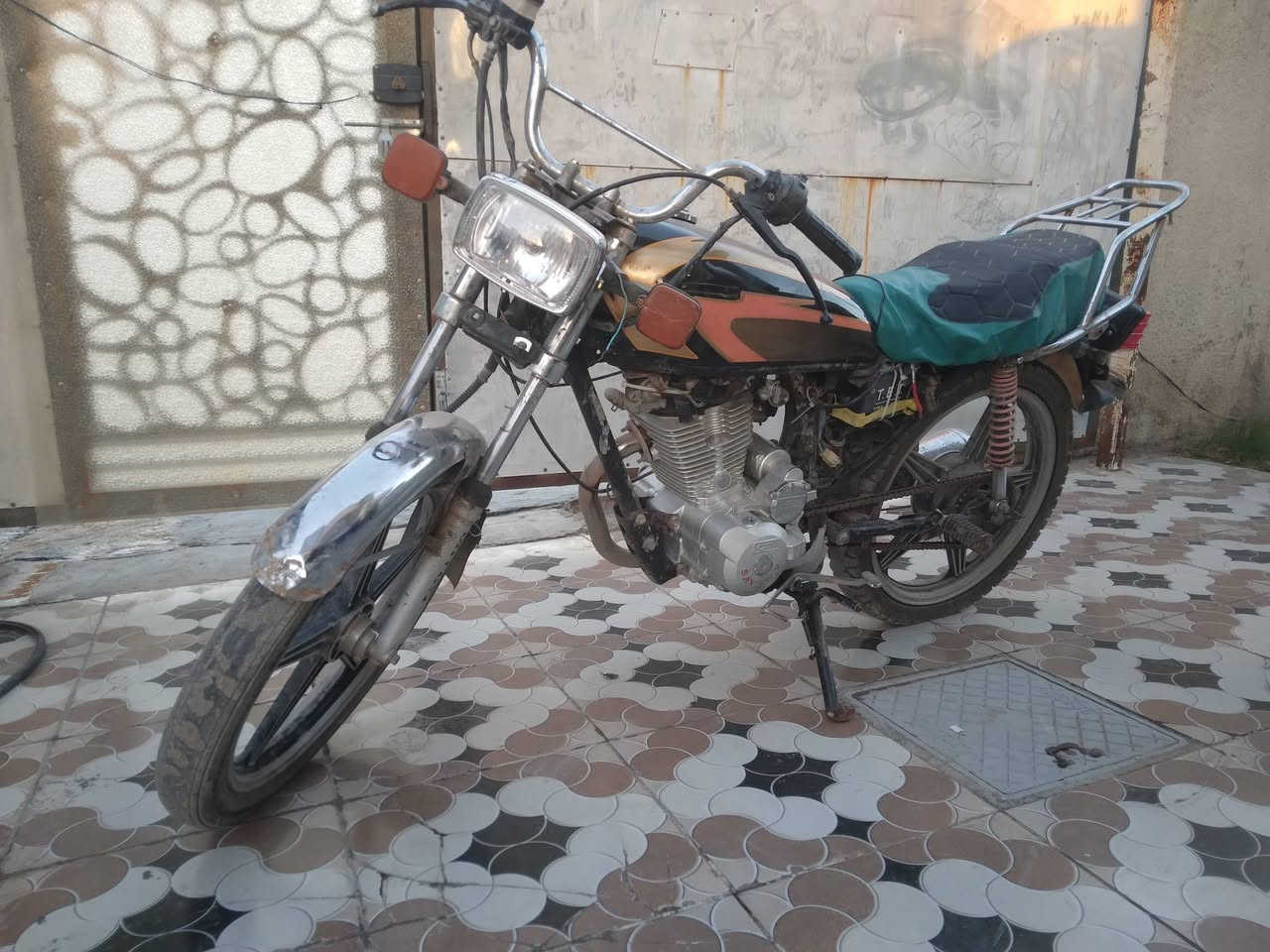 سيفان 5 كير 175 
***********
