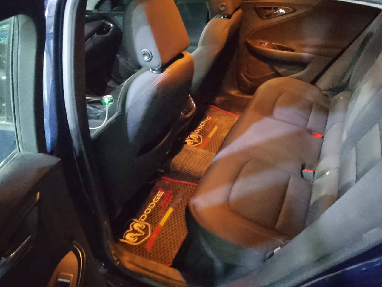 السلام عليكم
شوفرلت ماليبو 2017 مواصفات LT تشغيل بصمه شاشة تحكمات استيرن رقم سليمانيه السيارة به قطعتين السيارة جاهزة من كل شي لايت زنون البريد ثلج زائد دادفئه السيارة مكان السيارة بغداد الدوره الي حب يستفسر يتصل على هاذه القرن *********** السعر 85وبيه مجال لشراي السيارة ماشيه 96كم
