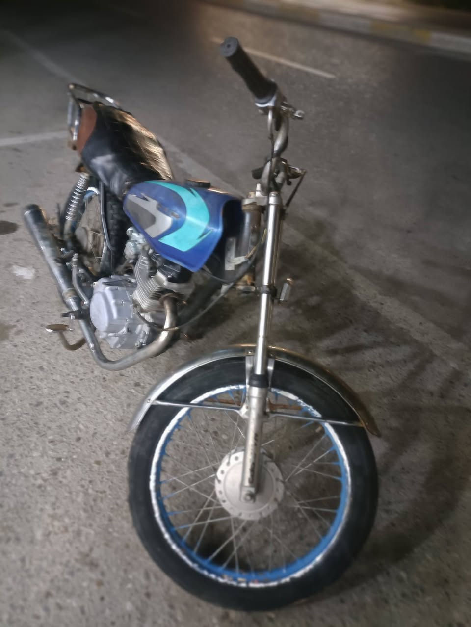 سلام علیکم دراجە ایرانی للبیع نامی برۆ اربعە کیر مودیل 2017کل عیب مابی کل نقص مابی محرک گیر ابشرط لاصرف لابخار نگرەهندر یشتغل ابشرط کلاج فلاون جدیدفول  شرط شلعه معدل فول  دبلات شغال تایرات جدیدجوبات جدید ویلات نضیف سعر200وبی مجال للشرای اذا شرای تعال خاص او خابر عل رقم***********عنوان کرکوک قادسیە2
