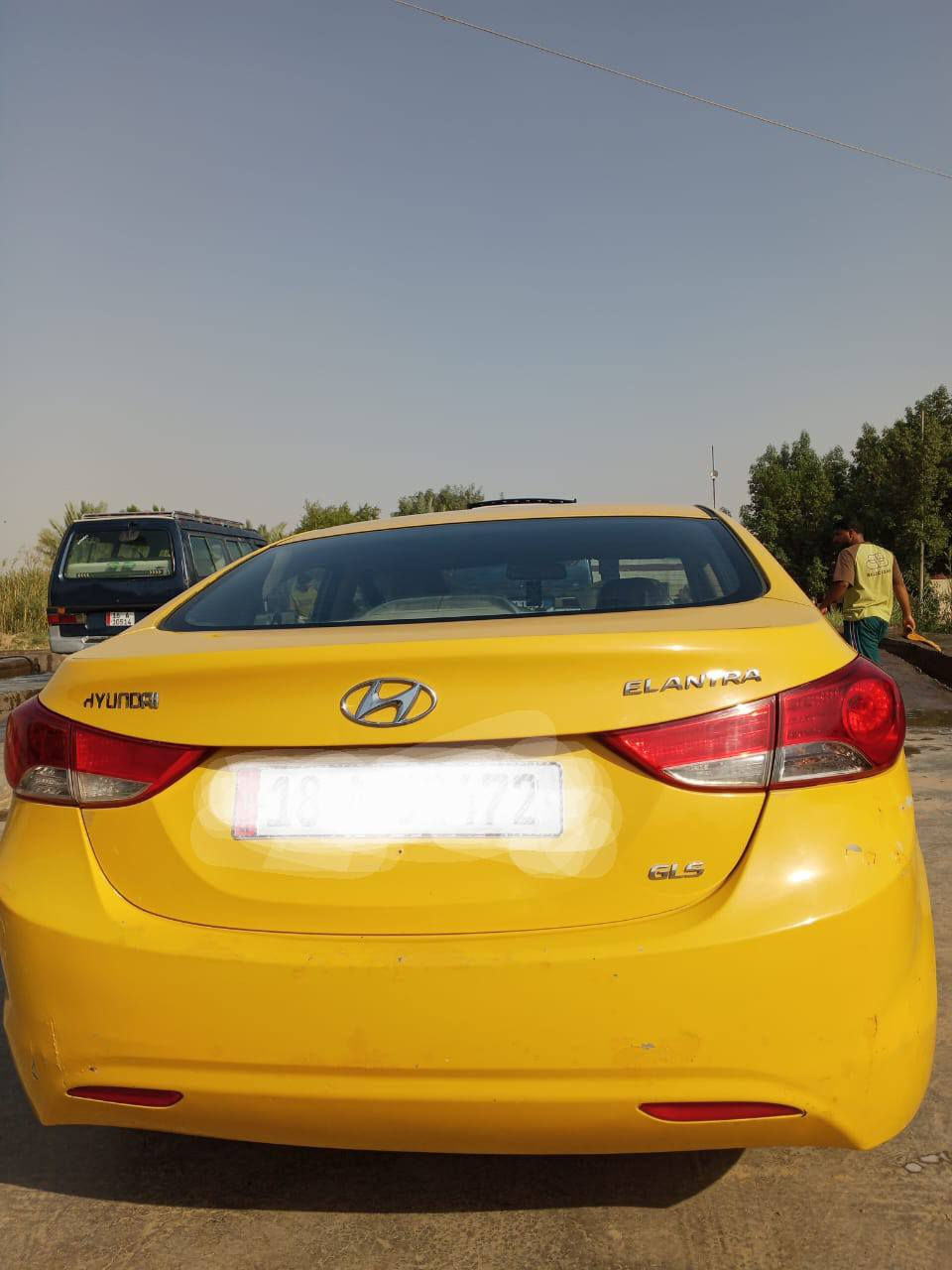 السلام عليكم النترا خليجي ٢٠١٣ مكفوله كفاله عامه مشروطه من مكينه وكير وحداديه وكهربائيات من كلشي مشروطه رقمها بابل ومصفره هيئه وغرامات ورقمها الرقم الجديد السياره باسمي ومكاني ديوانيه رقمي *********** وغير متواجد على الفيس
