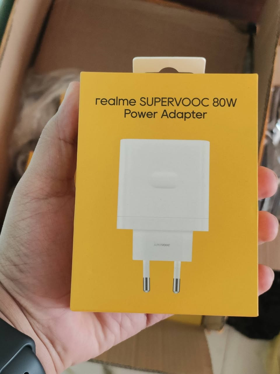 Charger realme 80w
توفرت شاحنة الوكالة الرسمية 
شاحنة اصلية ولا تقبل للغش اطلاقا
شاحنة قوتها 80 واط من شركة ريلمي وتدعم تقنية السوبر فووك
الكيبل كذلك اصلي بقوة 80 واط 8a 
قوتها حقيقية وعدادها سريع وليس بطيء لان وكالة رسمية

واكيد تكدر تفحص يم المندوب وتتأكد من الشاحنة

سعرها 40 الف

اجور التوصيل 
بغداد 5
خارج بغداد و محافضات 6


**إذا كنت صاحب هذا الإعلان وتريد حذفه لأي سبب، رجاءا أرسل رسالة إلى الدعم الفني**