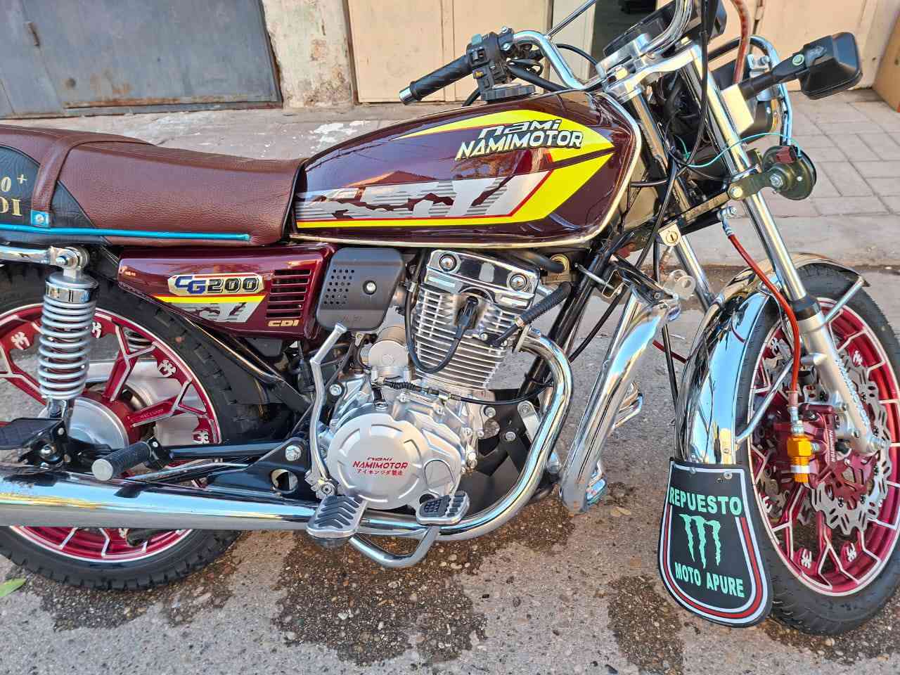 السلام عليكم ورحمة الله 
دراجه ايراني موديل 25
دراجه مكفوله كفاله عامه 
محرك 200 كهربائيات شقاله 
عالي ناصي دبل هورن اشاير 
تخم تاير اشاير الدراجه على وضع الشركه 
دشبول اكتروني،  اخوان اني مكلف بلنشر /***********/*********** /السعر 825 وبيها مجال
