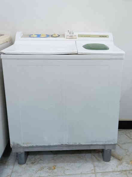 غسالات هيتاشي ياباني وبقيه الشركات وطباخات نضافه فول وشرط الفحص والنضافه والضمان التواصل خاص او على الرقم/***********
