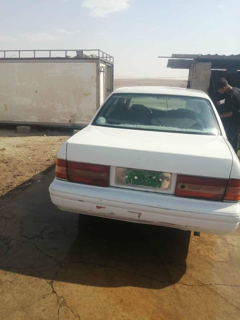 كراون تيوتا موديل ٩٨
تكم مو محور 
كير عادي
محرك ينقص
قرفته تعبانه
صبغ ماكنات
شرط لا قص ولا كلب
رقم نينوى فحص 
انا الشرعي 
السعر ٤٤ ورقه
الهاتف ***********
ربيعه قرية عوينات
