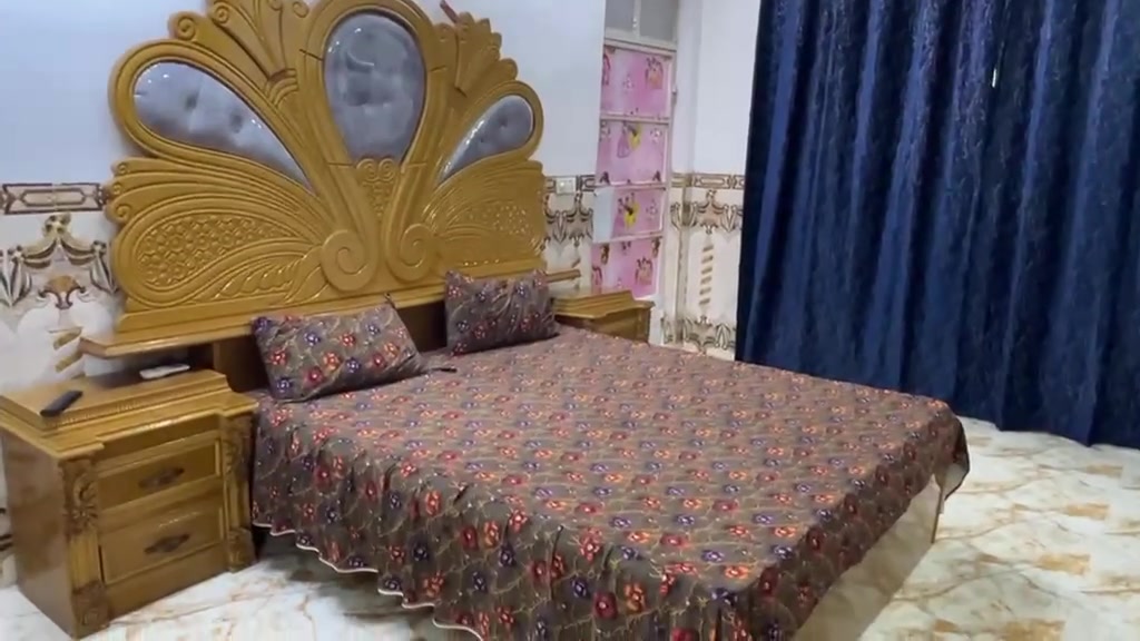 سلام عليكم غرفه للبيع صاج تفصال المكان بغداد الكماليه ***********
