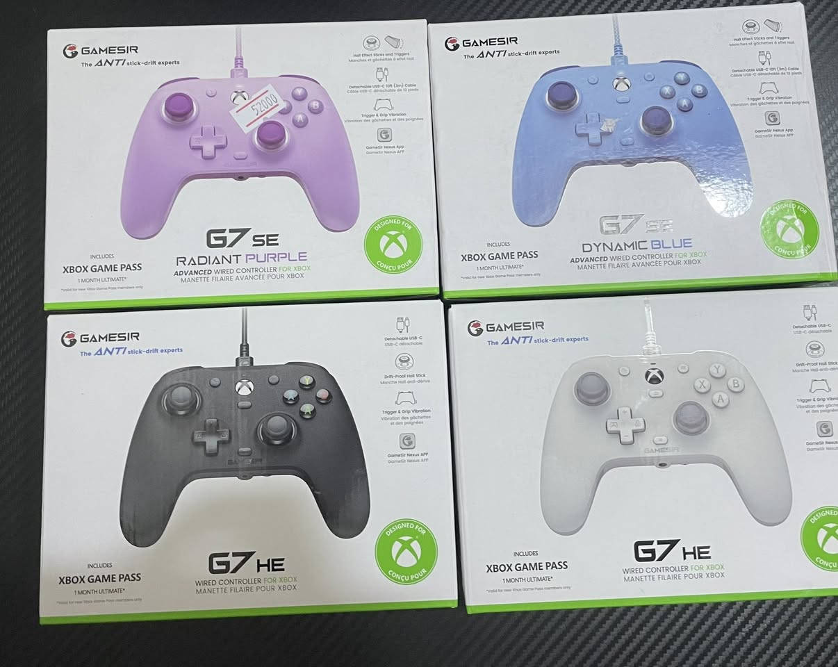 الملحقات المتوفرة للXbox 
ستاند تبريد + شحن الجويستك مع بطاريات قابلة للشحن السعر ٢٥
جويستك كيم سير Game sir g7 se السعر ٥٠ الف
جويستك كيم سير Game sir g7He السعر ٥٥ الف
جويستك Xbox الأصلية السعر ٨٥ ألف 
بطاريات قابلة للشحن 🔋 من Dobe السعر ١٠ الف
Controller freek السعر ٧ الف
كيبل HDMI 2.1 السعر ١٠ الف


**إذا كنت صاحب هذا الإعلان وتريد حذفه لأي سبب، رجاءا أرسل رسالة إلى الدعم الفني**