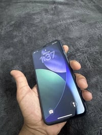 آيفون ١١ برو ماكس • ٢٥٦ • بطارية ٨٩