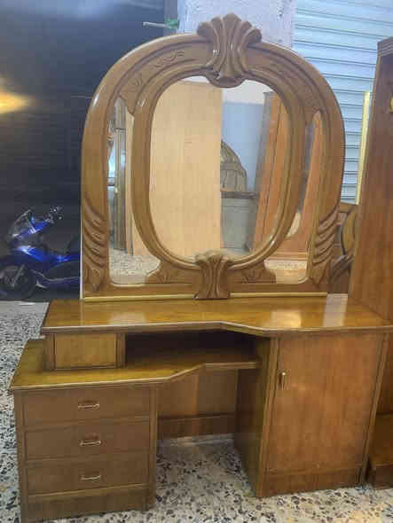 غرفه ام الربعه نضيفه داخل خارج صاج شغل ثكيل سعر ٦٠٠مدينه الصدر واتساب *********** كو توصيل 🚚.
