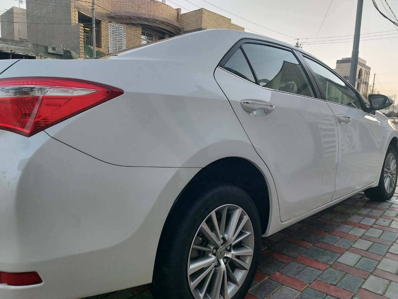 #بوضع__الزيروووووو 😍
تويوتا كورلا 2014 خليجي شركة ساز 
ماشيه 62 الف حقيقي... 
فول مواصفات عدا الفتحه 
مكينه 2000 المرغوب بوضع الشركة 
مكفوله من الصبغ والتبديل والبارد كفالة عامه 
رقم بغداد دولي الجديد تحويل مباشر 
للاستفسار 
***********
. 
. 
✅علق تم يصلك السعر خاص مباشرةً ⚡💰⚡💰⚡
. 
. 
. 
. 
. 
💥اذا كنت تريد نشر سيارتك تواصل معنا عبر الصفحه.
