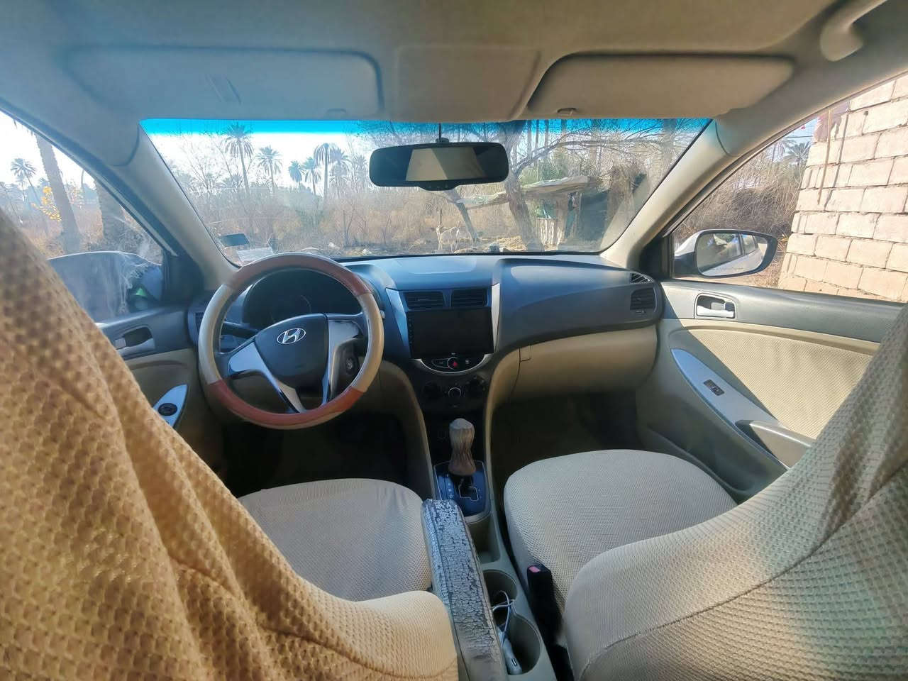 اكسنت 2013 بسمي رقم انكليزي 
تبريد حداديه تخم تايرتاير كله جديد كير ومكينه مكفولات صبغ 3قطع بدون دواخل مكفوله من الضربه  مكينه 1600والسونار مرفق مع الصور الاستفسار إتصال على الرقم مكلف بلنشر
***********
السعر 88مع المجال قليل مكان الديوانية غماس
