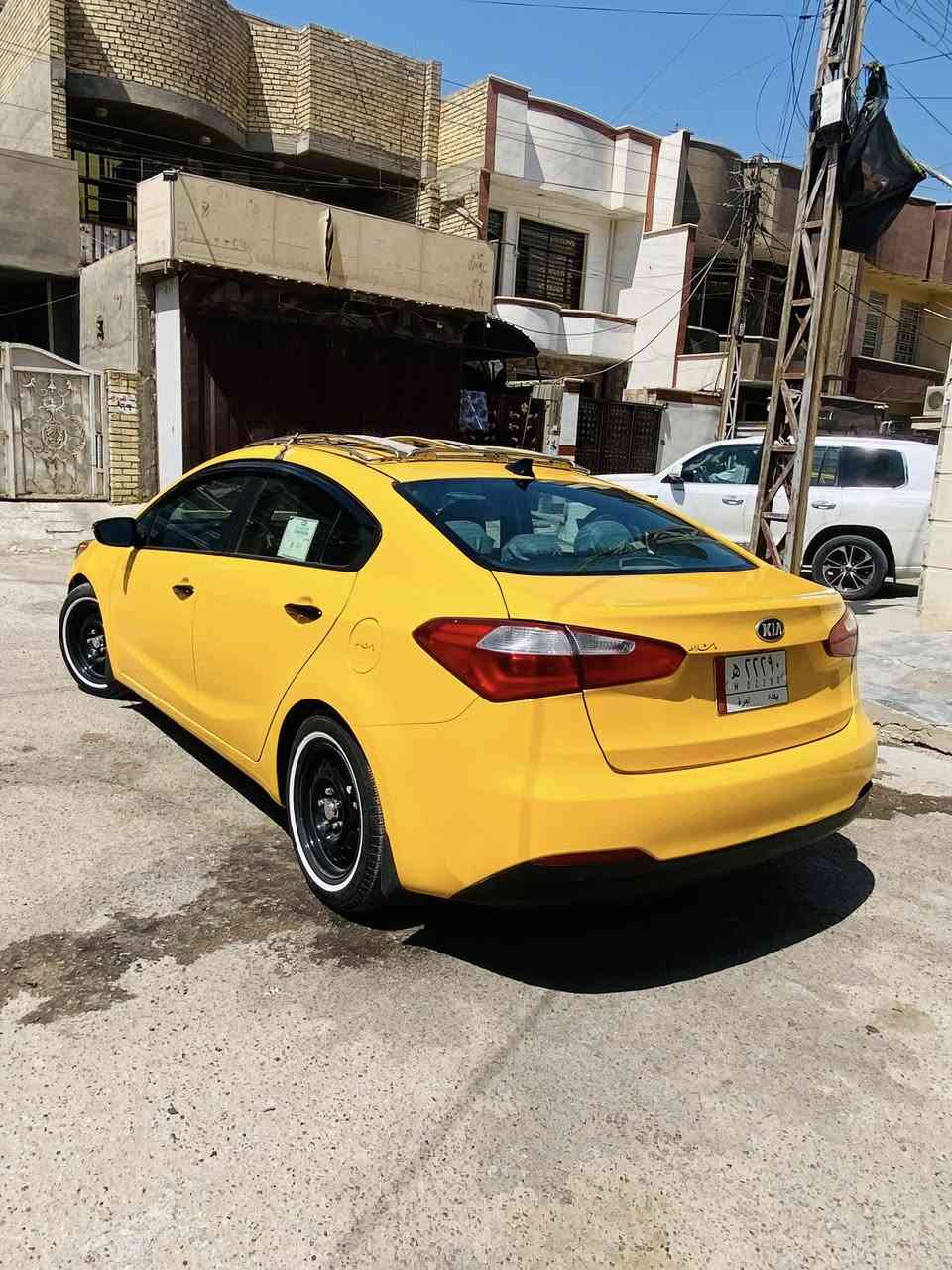 يالله
السلام عليكم فورتي ١٦ 
للبيع كفاله ماعده ضررها في امريكه 
بونيد مبدل بدون شاصي ولغد 
مكينه 1800 دوش كير AT
تخم جديد 
صدر امامي خلفي 
مكينه كير خير من الله 
تبريد تدفه 
امصفره هيه وغرامات سنويه جديد 
شاشه كامره 
مكان السياره بغداد 
السعر والاستفسار 
انتصل على الرقم ***********
