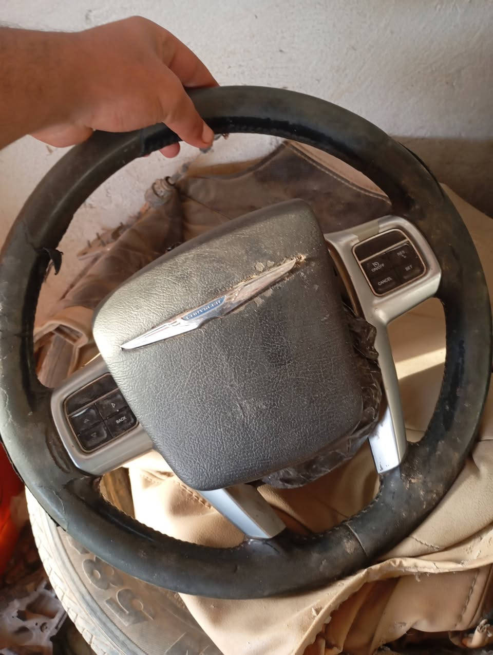 السلام عليكم
يوجد لدينا ( دعامية إماميه اوباما ٢٠١٤ + لايتات اماميه اوباما ٢٠١٤ + ابطانيه داخليه اوباما ٢٠١٤ + استيرن + باب صفحه العبري الوره 
التواصل مع ***********
