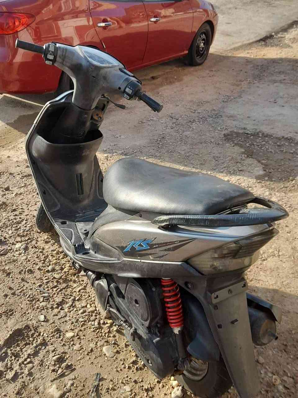 ابيع ماكس 120 شغاله بيها نقوصات قليله طوافه بانزين ستان تعليك ودكمه تشغيل سعرها 550 ***********
