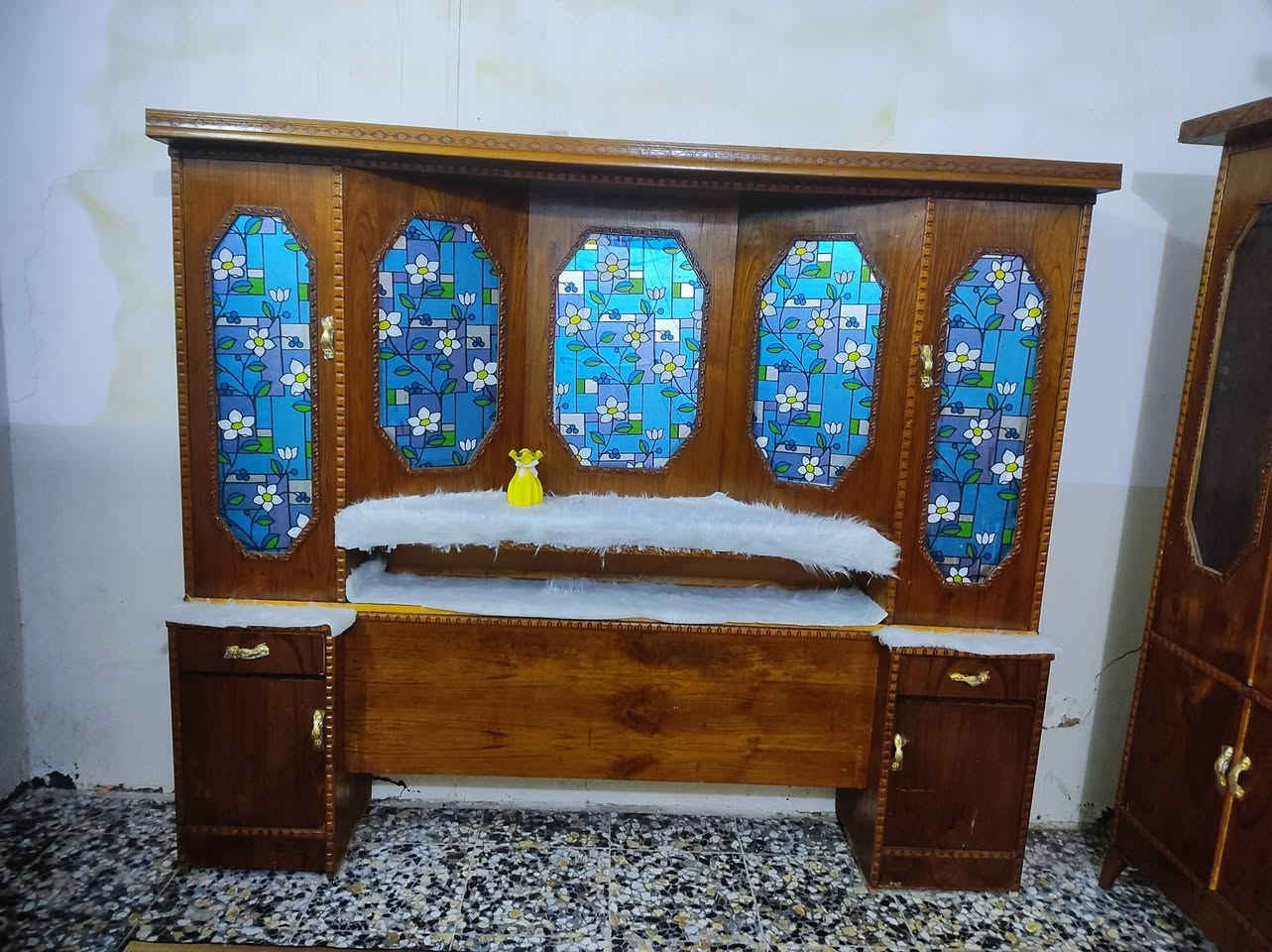 السلام عليكم غرفه للبيع السعر 600 وبيها مجال مثل ماواضحه بالصور مكاني بغداد مدينة  الصدر الحميديه


**إذا كنت صاحب هذا الإعلان وتريد حذفه لأي سبب، رجاءا أرسل رسالة إلى الدعم الفني**