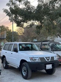 نيسان باترول • نظيفه • تايرات جديدة