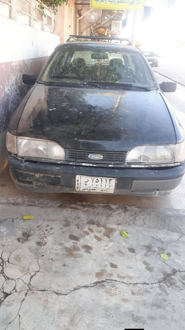فورد سيرا 
السعر مناسب جدا جدا
***********
