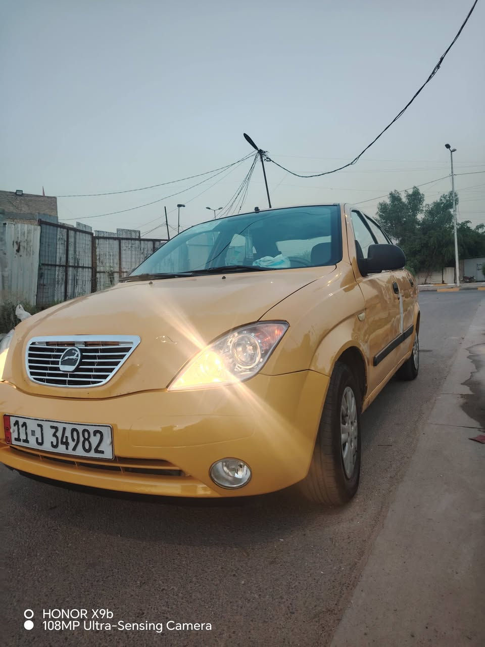 سلام عليكم سياره طيبه  مديل 15 سياره حلـِوه مال بيت مكيه كير تبريد خير م̷ـــِْن الله  رقم بغداد بسمي ثاني يوم تحويل  مكفوله شوصي الغود  
بيه طخطخات بصيطه مصفره هيه او غرامت  او هزه جديد مكاني بغداد الحريه قرب جسر دباش 
***********  هاذه رقمي ما متوجد عل نت دك عل وتساب سعر 35 مجال بصيط جدن
