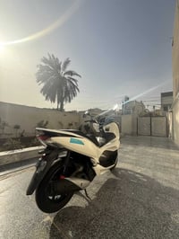 للبيع دراجه PCx جيل ثالث  وارد كوري بصمة درجة حلو ونضيفة بمعنة الكلمة ...