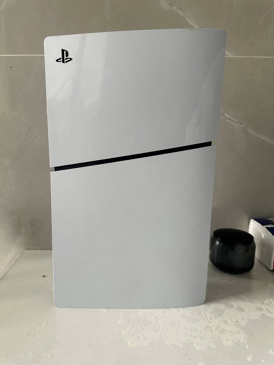 Ps5 سلم 1 تيرا للبيع
جهاز جديد استعمال شهر واحد 
مع جميع ملحقاته 
وقرص فيفيا25
السعر 600  الف 
العنوان بغداد نفق الشرطة 
***********
