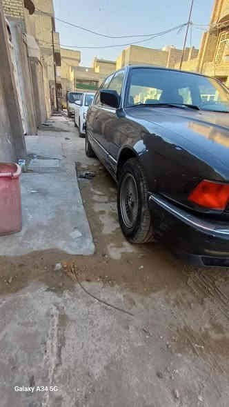 بي ام دبليو 740 للبيع
موديل 1993 
مكينه وكير جدد كفاله
صدر كامل جديد
اكسل شاده جديد 
تبريد شغال 
كهربائيات كلها شغاله 
ضفيره نضيفه بدون جطلات وربط بلاديه
ويل شعاع 
دبل جمجه 
بجم عريض 
سلايد روف 

السياره بسمي سنويتها لل2030
هزها بعدا ماسقطه 
السعر 60 وبي مجال بسيط كلش 
مكاني بغداد البلديات 

للاستفسار
 ***********
***********
