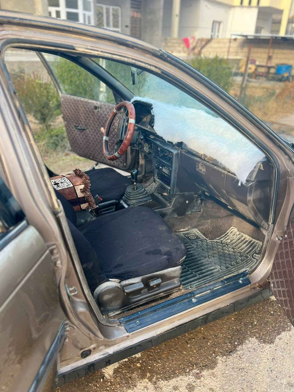 السلام عليكم /ميسوبوشي لنسر السياره بيها وكاله خاصه بس ابيع حبل محرك وكير شرط محرك 16نوزل السياره جاهزه الصدر نص عمر ماعليها اي طلبه السعر 11ورقه وبيها مجال او مراوس حسب القناعه ***********
