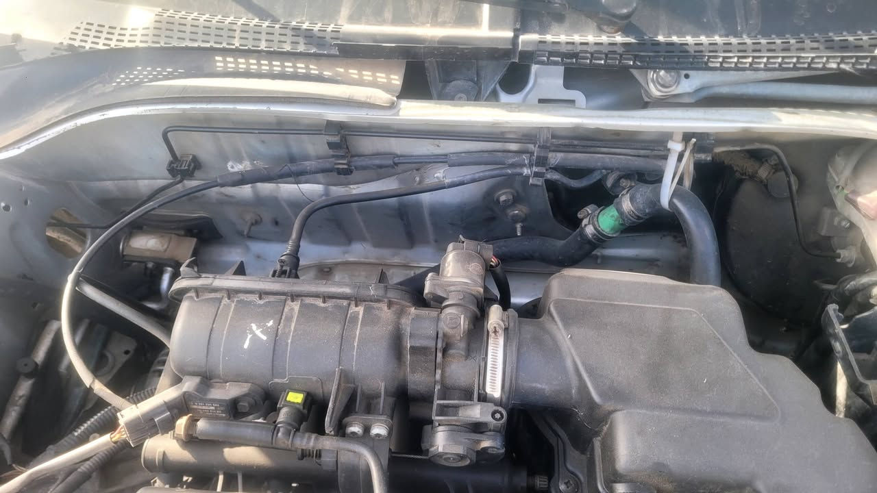 بيجو٣٠٦ موديل ٢٠٠١ بدون صبغ بدون ضربه محرك مكفول كير جديد كهربائيات كله شغاله بلاديه  بيها تلحيضات بل كفر مال دشبول  وبيها جرخه بل  كلج وبيها جراد بل قماره وجنطه  سياره بيها تلحيضات بصيطه سعر ٤٥ وبيها مجال بصيط عنوان بغداد الكرخ البياع للاتصال علا الرقم ***********
