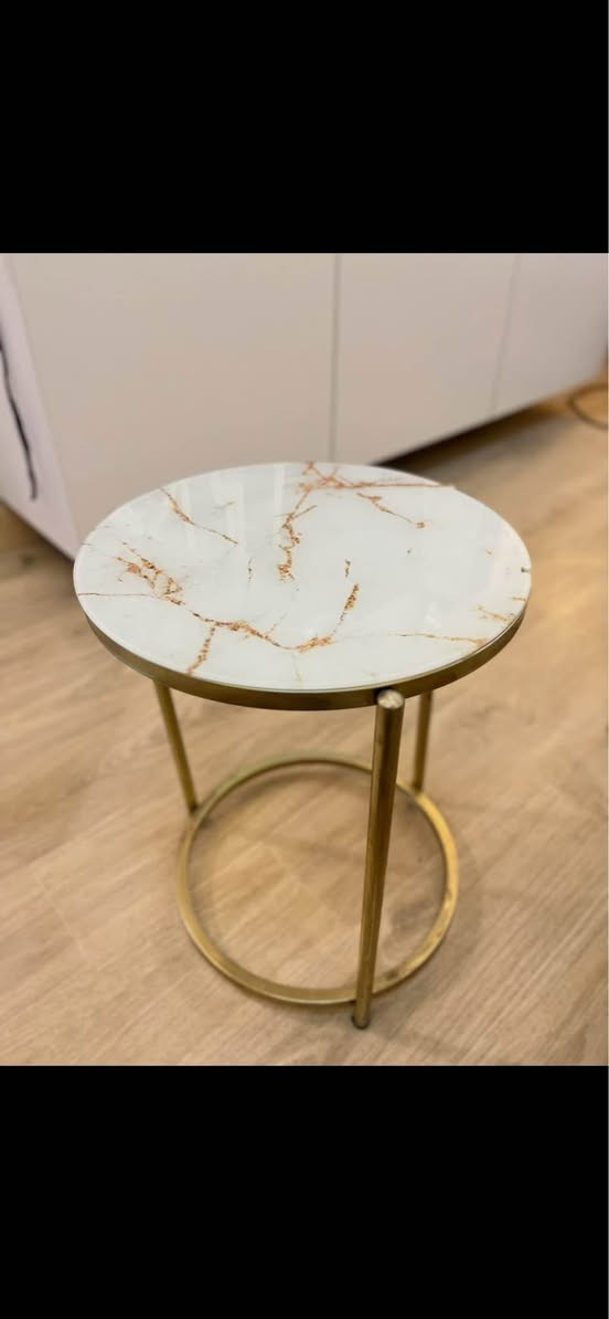 طبلات 3 احجام لون ذهبي و ابيض السعر 50 مكاني بصره زبير *********** البصرة, العراق
