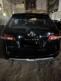 رينو كوليوس 2012 للبيع الون اسود   وارد كوري السياره محرك وكير خير من ...